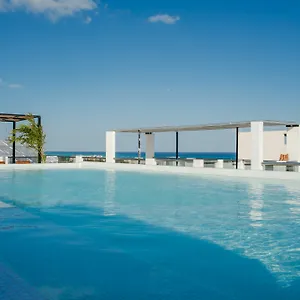 Encantada Apartahotel Playa del Carmen