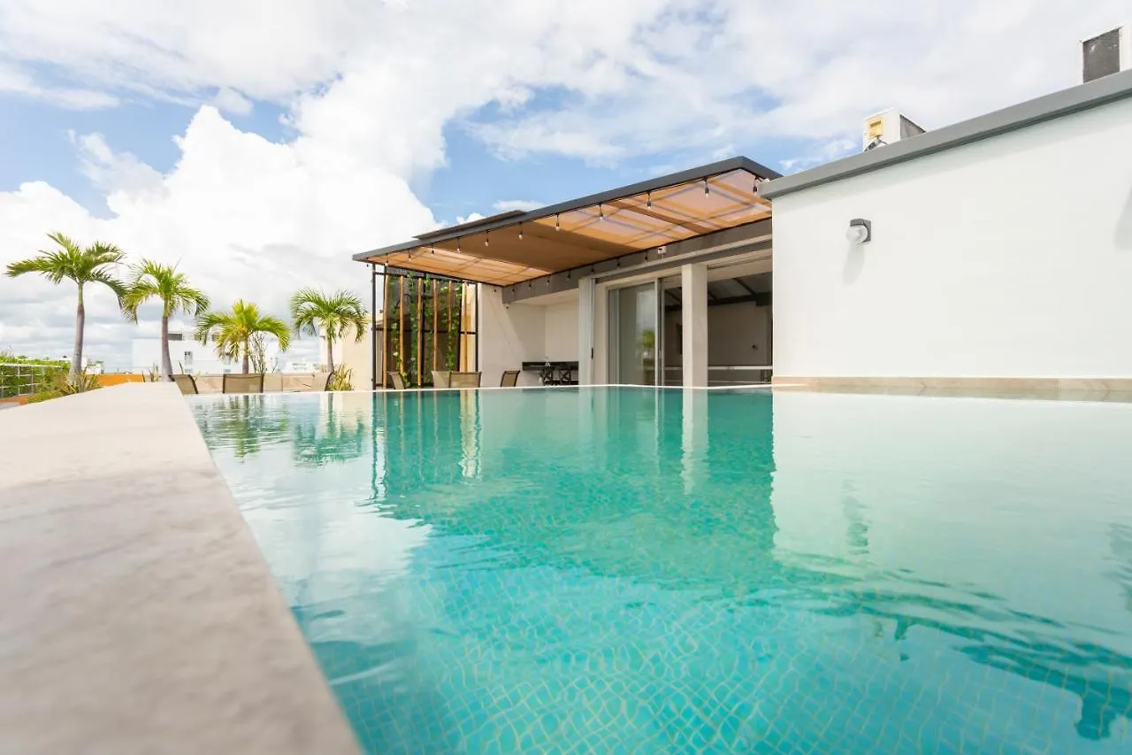 Deluxe Condos 42 Playa del Carmen Bed and breakfast